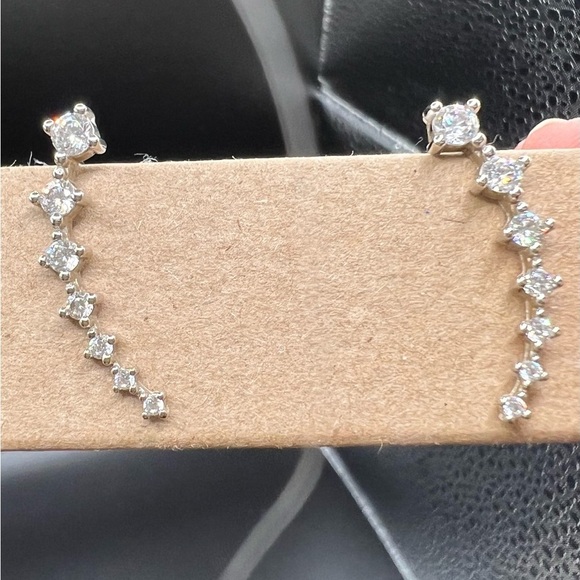 Sterling Silver 7-Star Crystal Ear Cuff Climber Cartilage Earrings - Picture 2 of 14